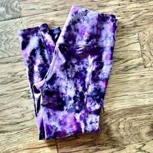 Athleta Salutation Stash 7/8 Leggings Size Medium